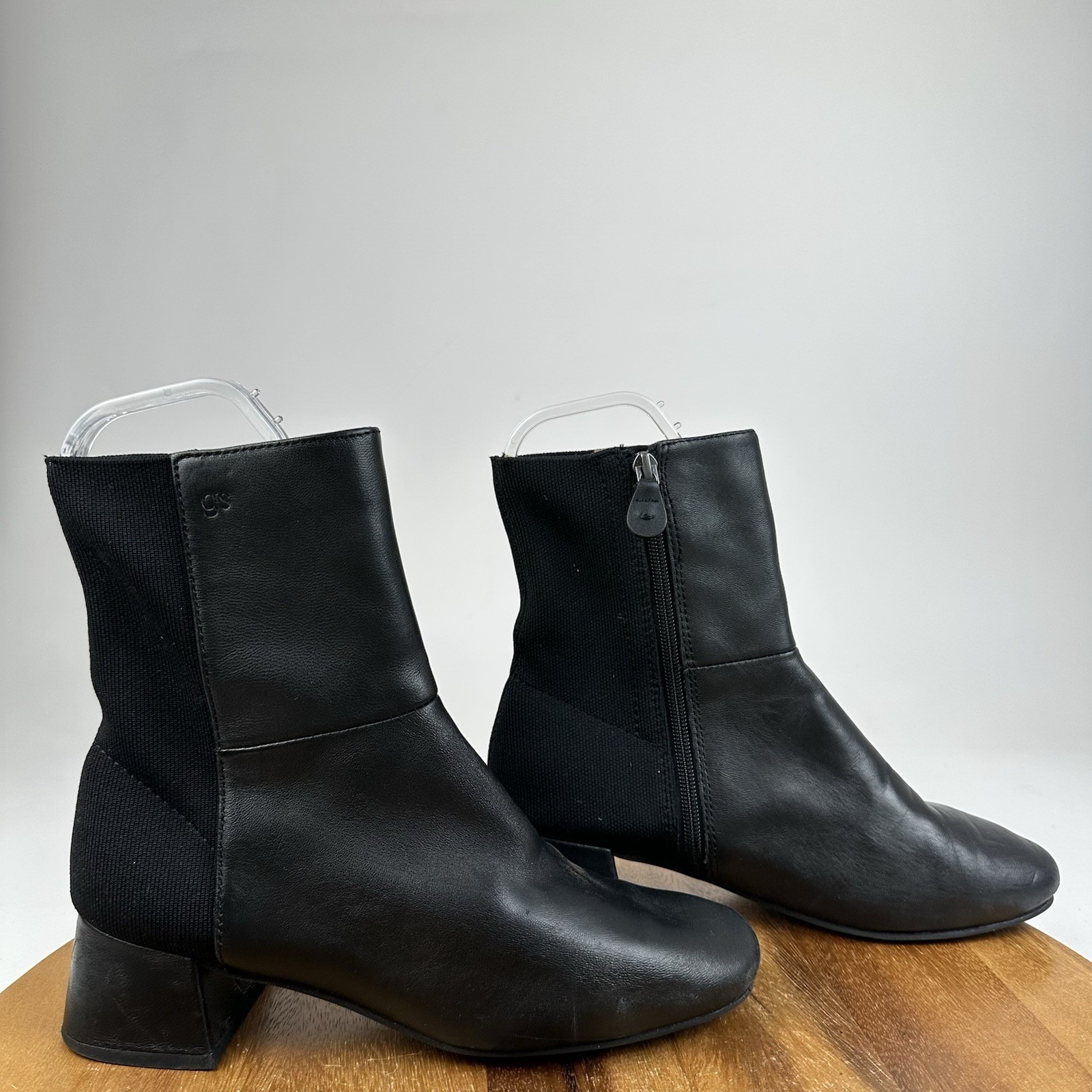 Womens Gentle Souls Eileen Black Leather Heeled Chelsea Ankle Boots Size 7.5 Guc